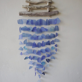 Windspiel aus recyceltem Glas – All Blues 30x70cm